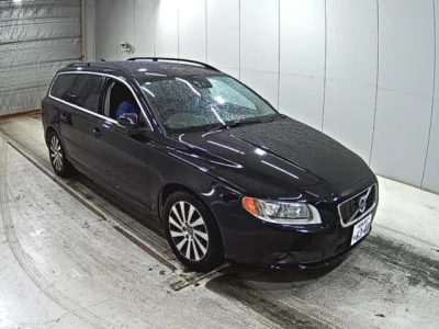 Volvo V70  с аукциона в Японии