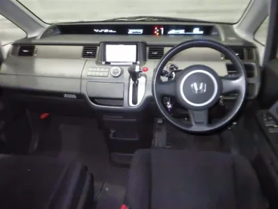 Honda STEP WAGON  с аукциона в Японии