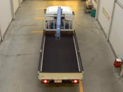 Isuzu ELF  с аукциона в Японии