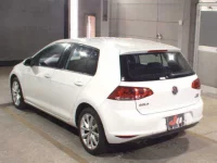 Volkswagen GOLF лот № 8420 оценка R  с аукциона в Японии 1