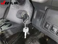 Toyota WISH лот № 1067 оценка 3.5  с аукциона в Японии 3