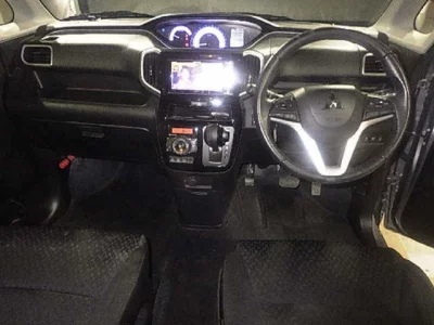 Mitsubishi DELICA D2