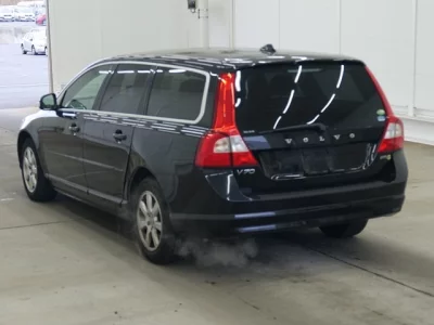 Volvo V70  с аукциона в Японии