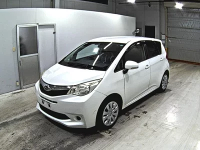 Subaru TREZIA  с аукциона в Японии