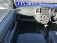 Toyota PROBOX лот № 40005 оценка 3  с аукциона в Японии 3