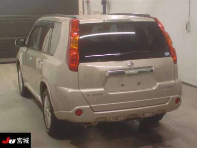 Nissan X-TRAIL  с аукциона в Японии
