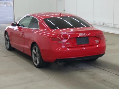 Audi A5  с аукциона в Японии