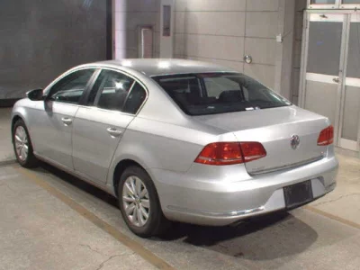 Volkswagen PASSAT  с аукциона в Японии