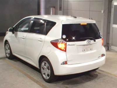 Toyota RACTIS  с аукциона в Японии