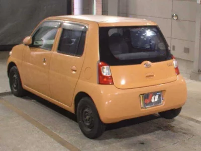 Daihatsu Esse