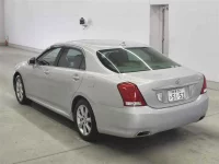 Toyota CROWN лот № 25101 оценка 4  с аукциона в Японии 1