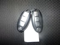 Nissan LATIO лот № 53 оценка 3.5  с аукциона в Японии 3