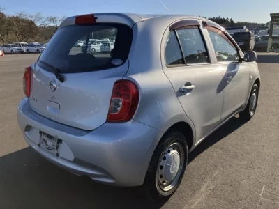 Nissan MARCH  с аукциона в Японии