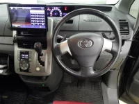 Toyota NOAH лот № 7043 оценка 3.5  с аукциона в Японии 4