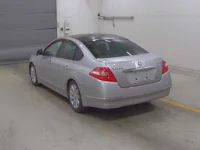 Nissan TEANA лот № 7044 оценка 3.5  с аукциона в Японии 1