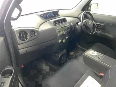 Toyota BB  с аукциона в Японии