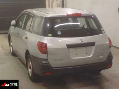 Mitsubishi LANCER VAN  с аукциона в Японии