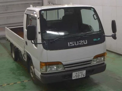 Isuzu ELF  с аукциона в Японии
