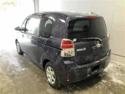 Toyota SPADE  с аукциона в Японии