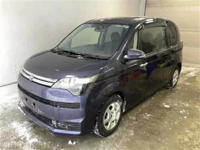 Toyota SPADE  с аукциона в Японии