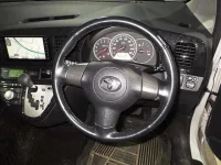 Toyota WISH лот № 3077 оценка R  с аукциона в Японии 7
