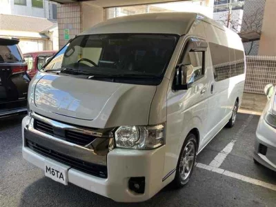 Toyota HIACE  с аукциона в Японии