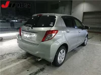 Toyota VITZ лот № 1095 оценка 3  с аукциона в Японии 1
