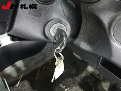 Toyota VITZ  с аукциона в Японии