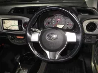 Toyota VITZ лот № 3083 оценка 3.5  с аукциона в Японии 7