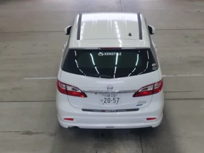Nissan LAFESTA  с аукциона в Японии