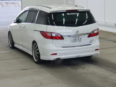 Nissan LAFESTA  с аукциона в Японии