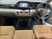 Honda EDIX лот № 2379 оценка 3  с аукциона в Японии 4