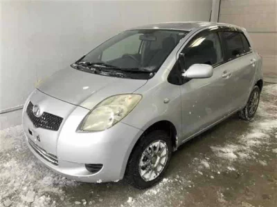 Toyota VITZ  с аукциона в Японии