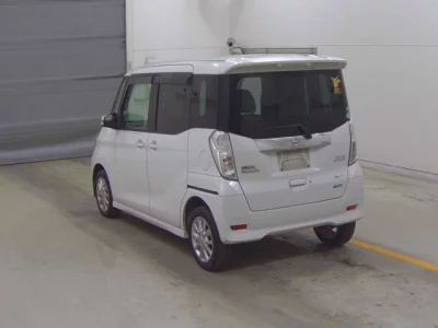 Nissan DAYZ ROOX  с аукциона в Японии