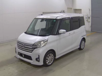 Nissan DAYZ ROOX  с аукциона в Японии