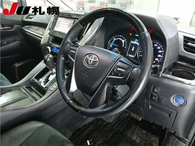 Toyota VELLFIRE  с аукциона в Японии