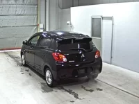 Mitsubishi MIRAGE лот № 2148 оценка 4  с аукциона в Японии 1