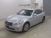 Nissan FUGA лот № 8016 оценка 3  с аукциона в Японии 2