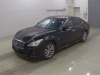 Nissan FUGA лот № 8017 оценка 3  с аукциона в Японии 2