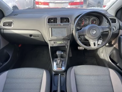 Volkswagen CROSS POLO  с аукциона в Японии