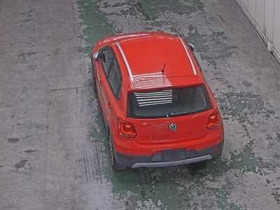 Volkswagen CROSS POLO  с аукциона в Японии