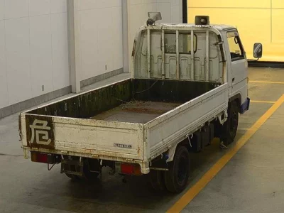 Isuzu ELF  с аукциона в Японии