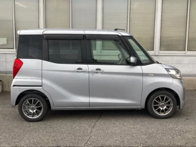 Mitsubishi EK SPACE  с аукциона в Японии