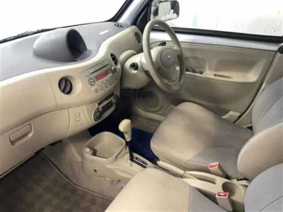 Daihatsu Esse  с аукциона в Японии