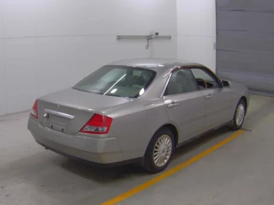 Nissan CEDRIC  с аукциона в Японии