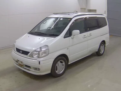 Nissan SERENA  с аукциона в Японии