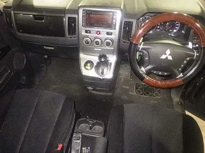 Mitsubishi DELICA D5  с аукциона в Японии