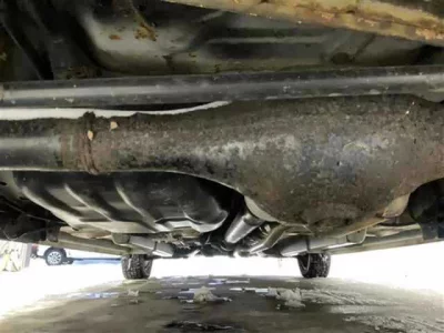 Daihatsu MIRA E S  с аукциона в Японии