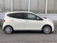 Daihatsu SONICA лот № 1226 оценка 3.5  с аукциона в Японии 2