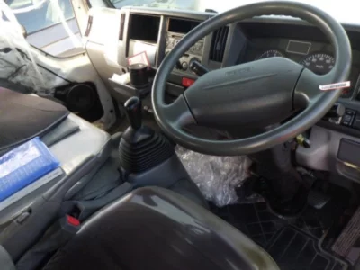 Mazda TITAN  с аукциона в Японии